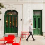 Bar café La Vieja Escuela / GIRA Oficina de Arquitectura y Paisajismo
