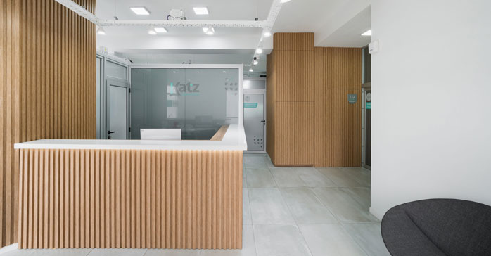 Laboratorios Katz / GIRA Oficina de Arquitectura y Paisajismo