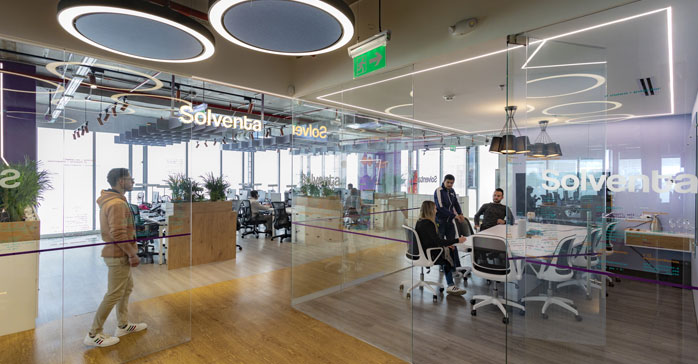 Oficinas Solventa Colombia / Contract Workplaces
