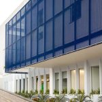 Edificio Matriz Cooperativa de Ahorro y Crédito 16 de Julio / Metriq Estudio