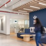 Edificio Matriz Cooperativa de Ahorro y Crédito 16 de Julio / Metriq Estudio