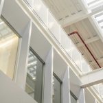 Edificio Matriz Cooperativa de Ahorro y Crédito 16 de Julio / Metriq Estudio