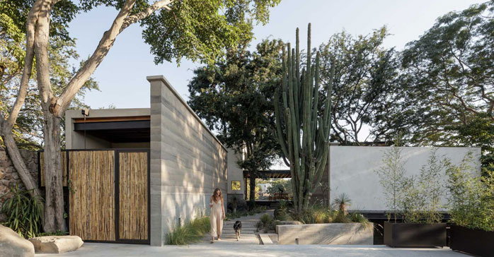 Espacio Kaab / Di Frenna Arquitectos