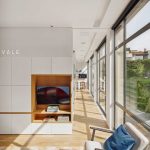 Clínica dental Nery Do Vale / Tiago do Vale Arquitectos