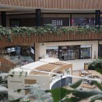 Centro comercial Pabellón Bosques / Taller David Dana
