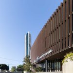 Centro comercial Pabellón Bosques / Taller David Dana