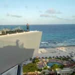 Showroom y ampliación del Park Royal Cancún / Amezcua