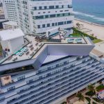 Showroom y ampliación del Park Royal Cancún / Amezcua